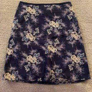 xs vintage floral skirt